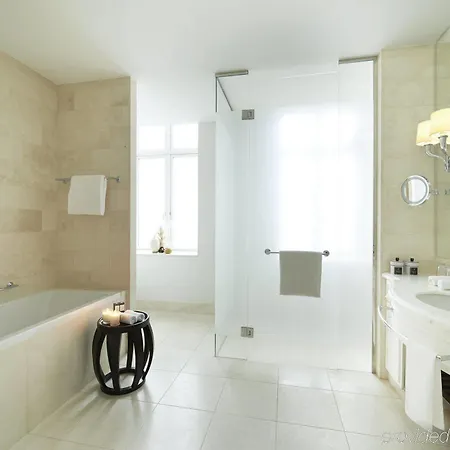 호텔 D'angleterre 5*