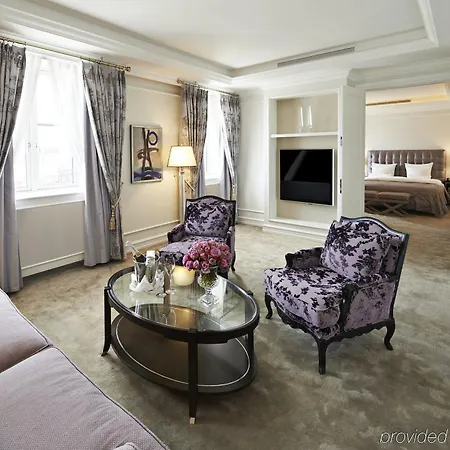 D'angleterre ホテル